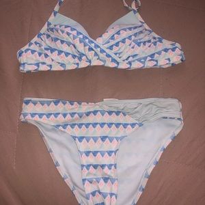 NEW Hollister XS Bikini Set - Top & Bottom